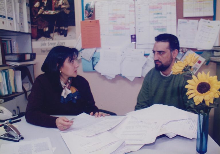 Primeras contrataciones laborales