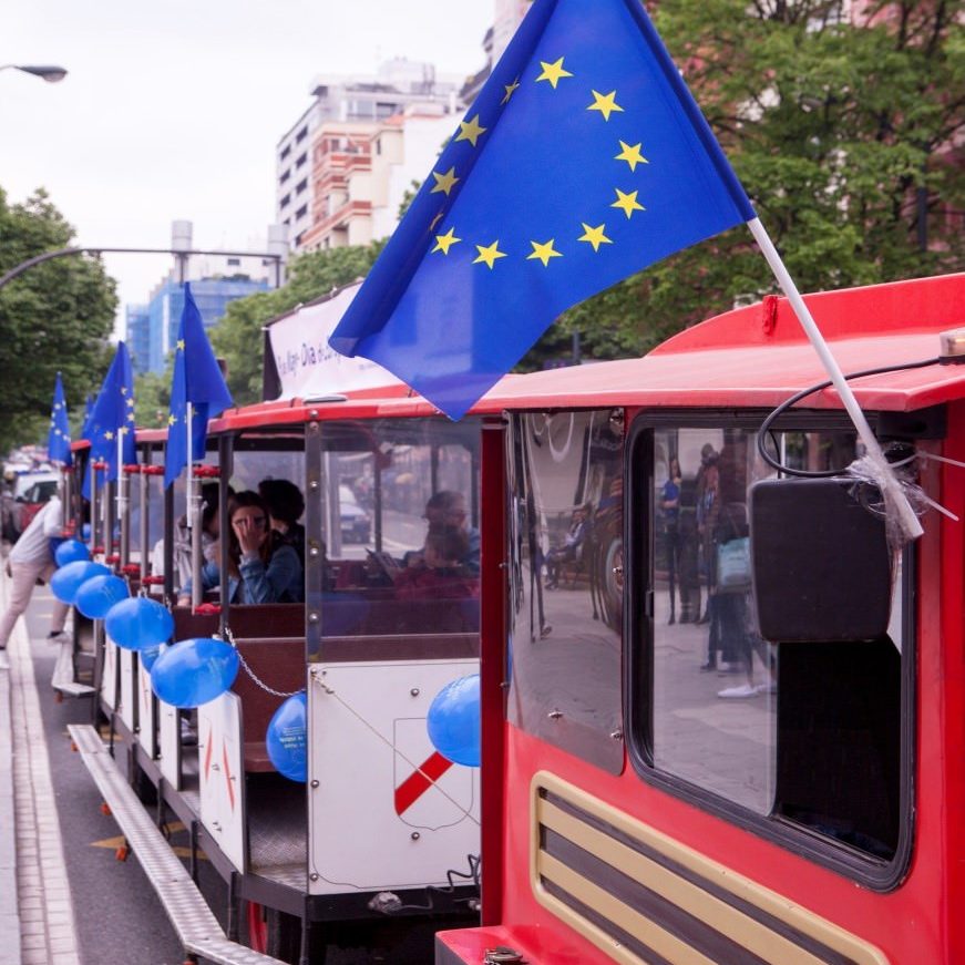 Tren en Bilbao de Europe Direct Bizkaia