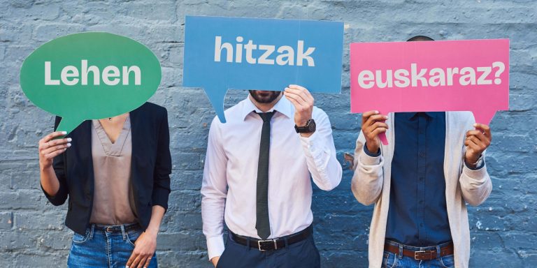 LEHEN HITZA EUSKARAZ: Euskararen erabilera bultzatzeko estrategiak